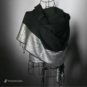 💖 Echo Black Shawl With Matte Silver Sequins 💖
